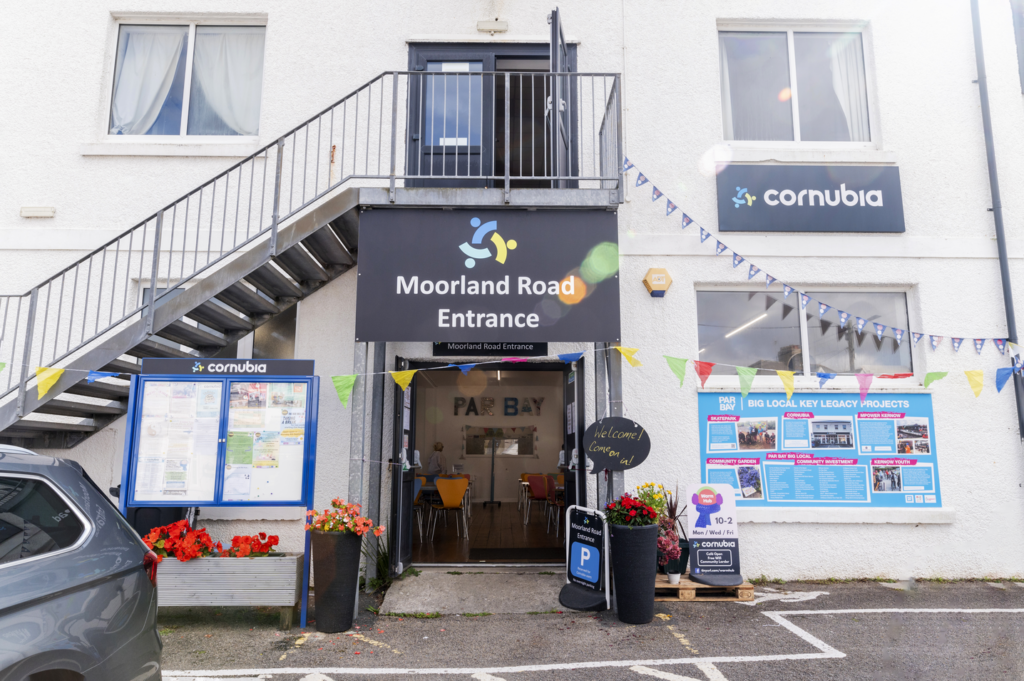 Par Bay community centre entrance